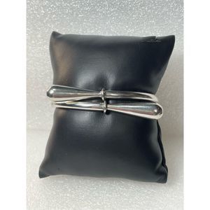 SOLD! Vintage Mexico 925 Sterling Silver Bypass Design Bangle Bracelet 6.75”